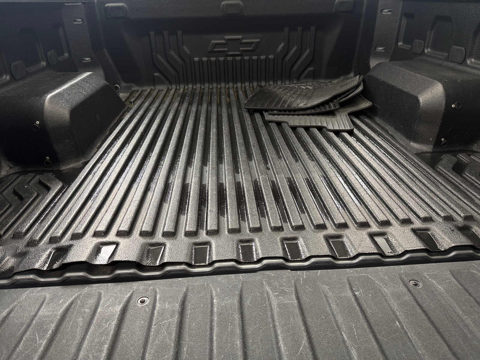 Thumbnail: 2025 Chevrolet Silverado 1500 - 7