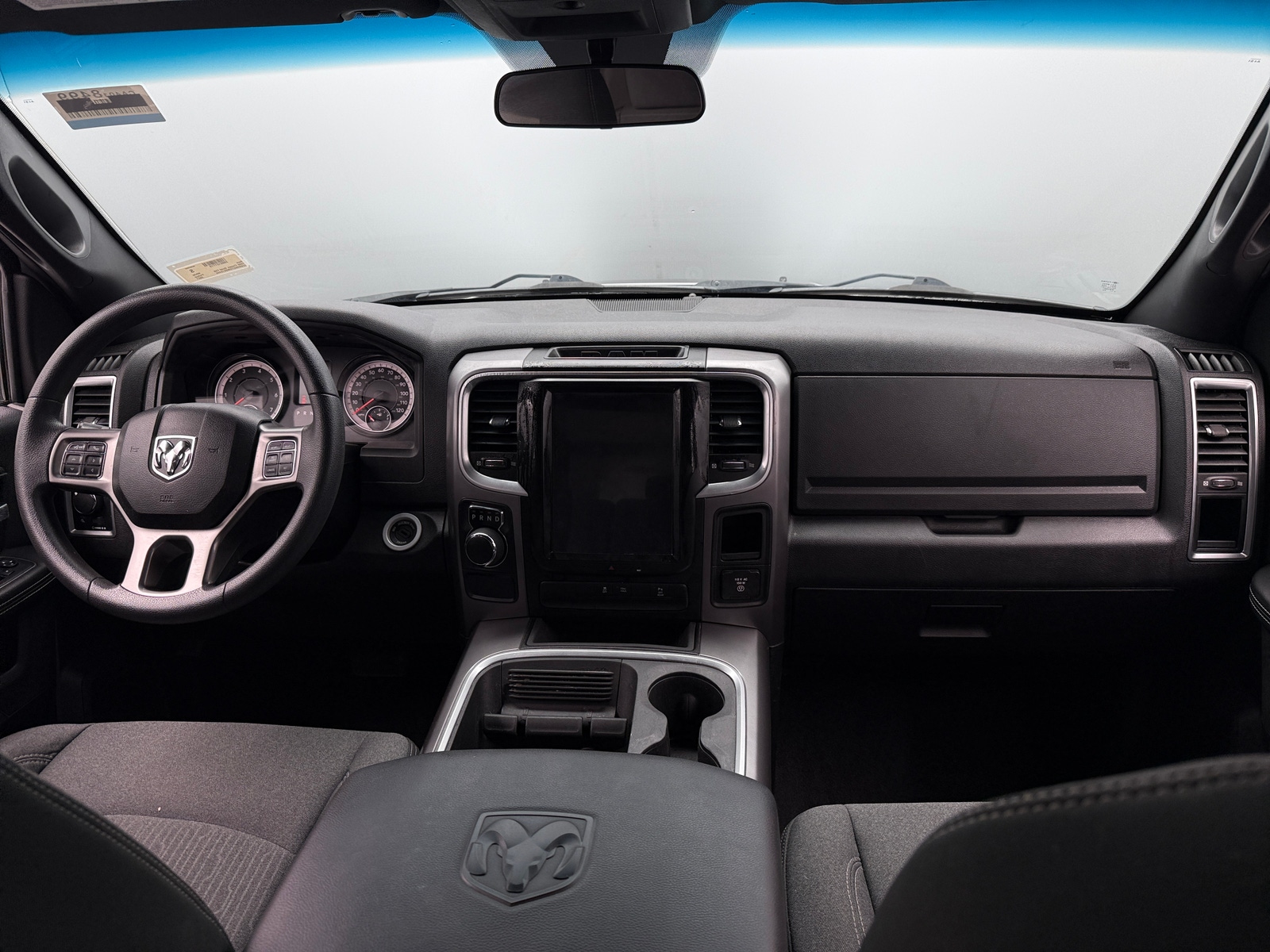 Thumbnail: 2021 RAM 1500 Classic - 3