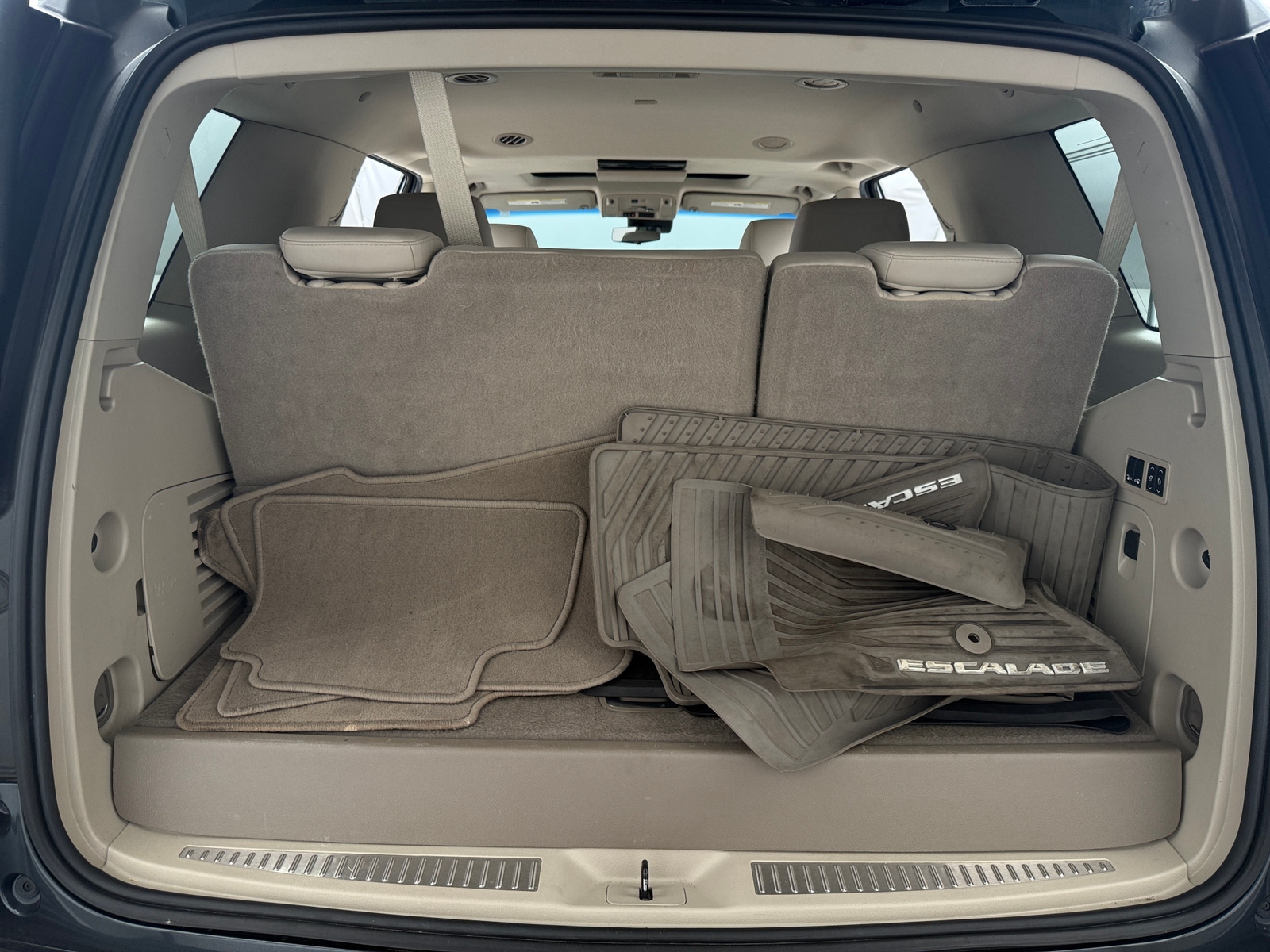 Thumbnail: 2019 Cadillac Escalade - 6