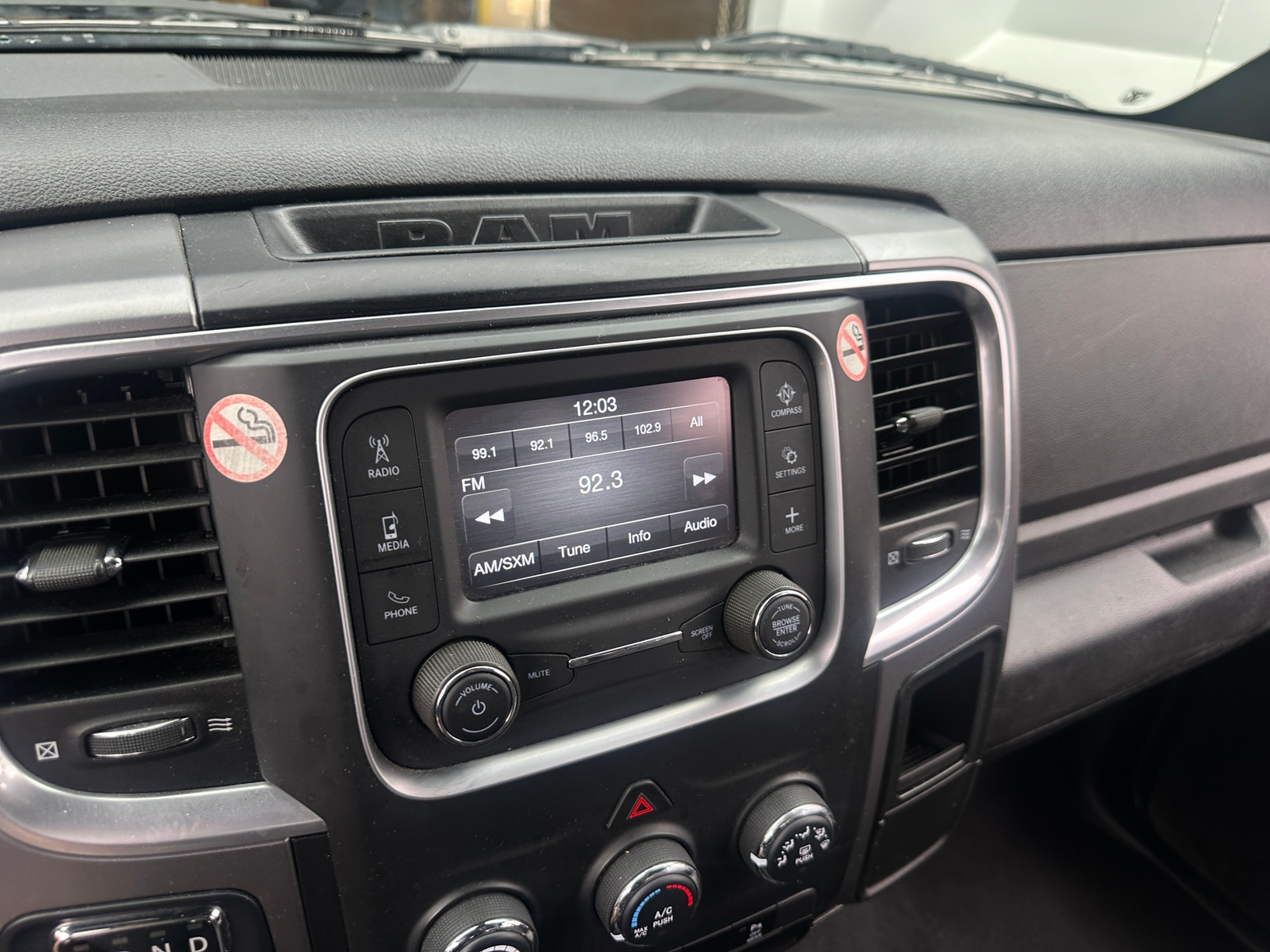 Thumbnail: 2024 RAM 1500 Classic - 4