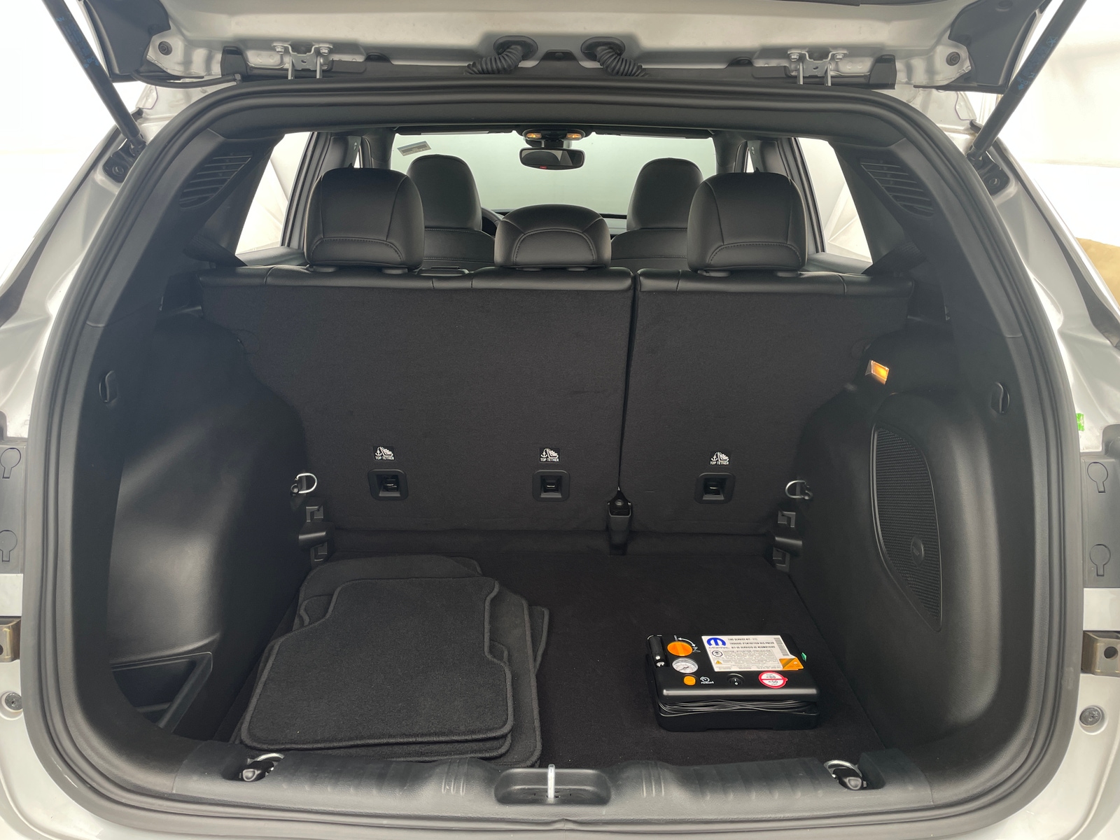 Thumbnail: 2024 Jeep Compass - 6