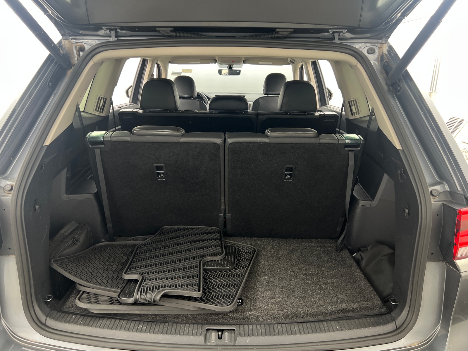 Thumbnail: 2023 Volkswagen Atlas - 6