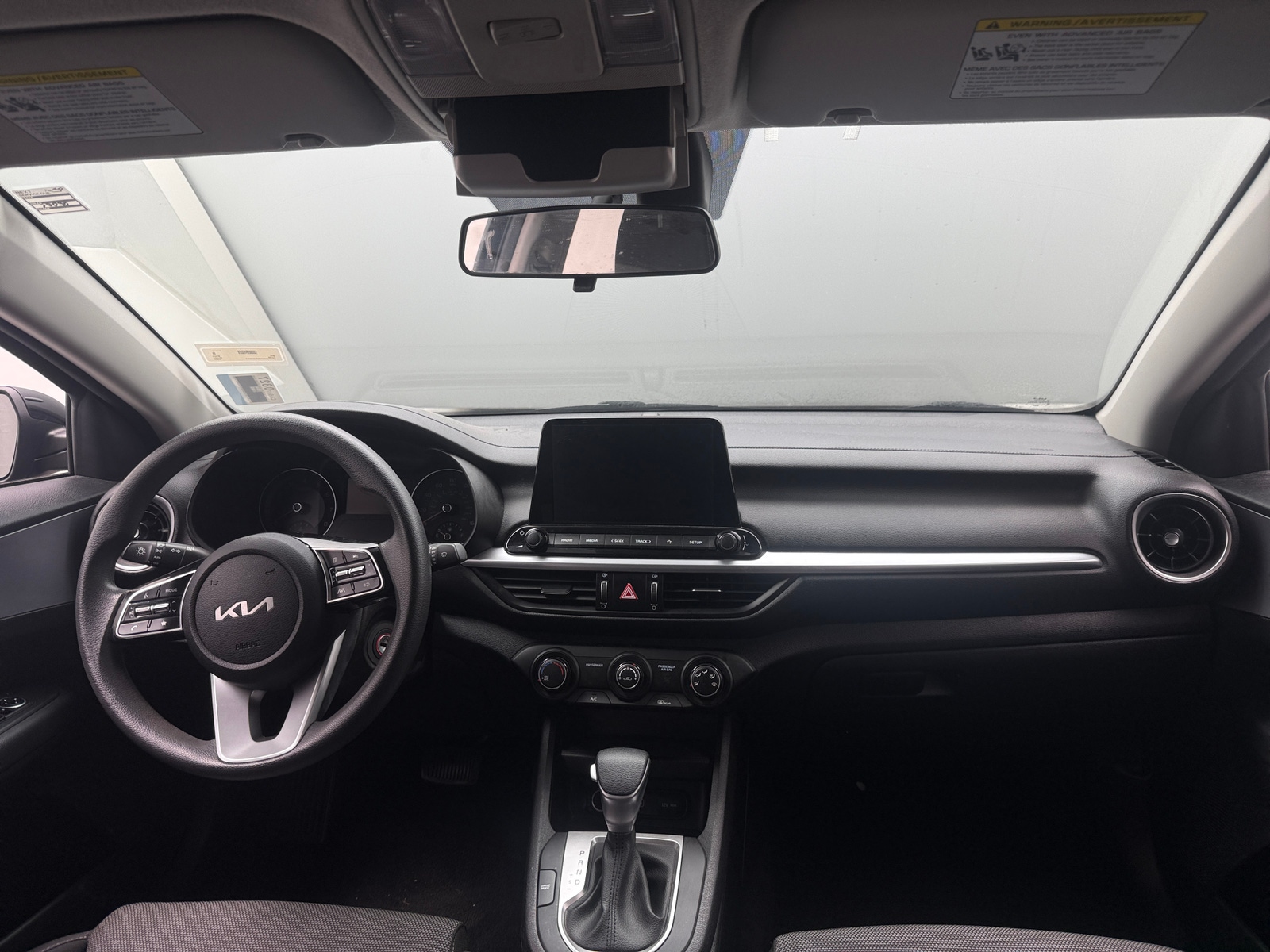Thumbnail: 2022 Kia Forte - 3