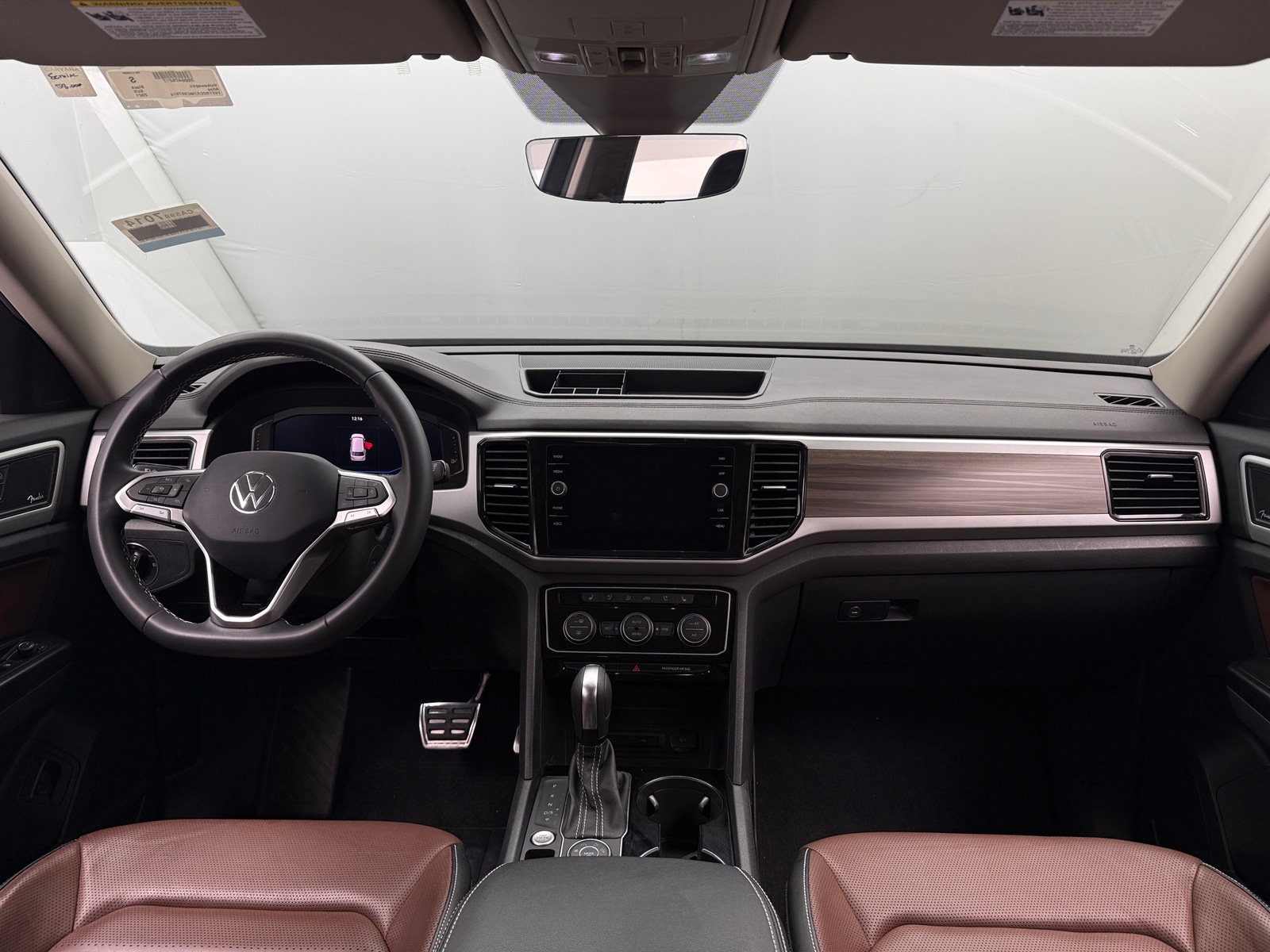 Thumbnail: 2021 Volkswagen Atlas - 2