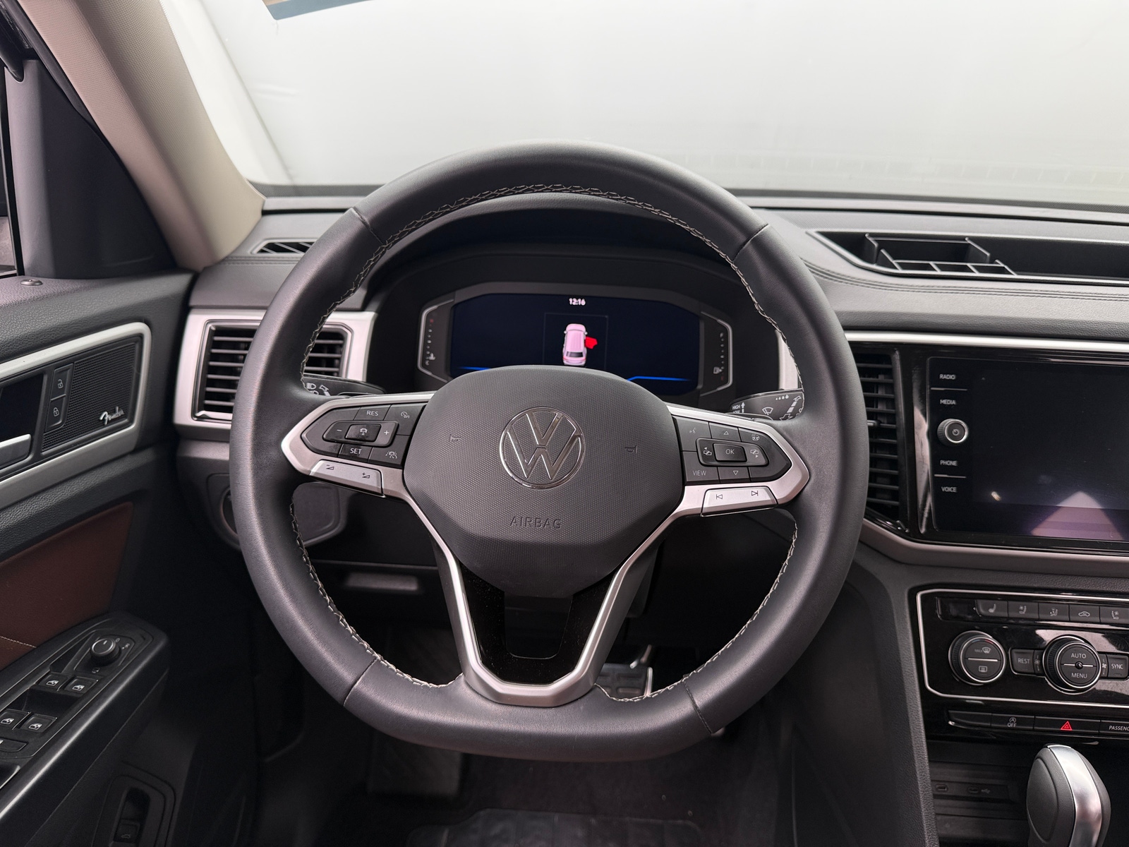 Thumbnail: 2021 Volkswagen Atlas - 4