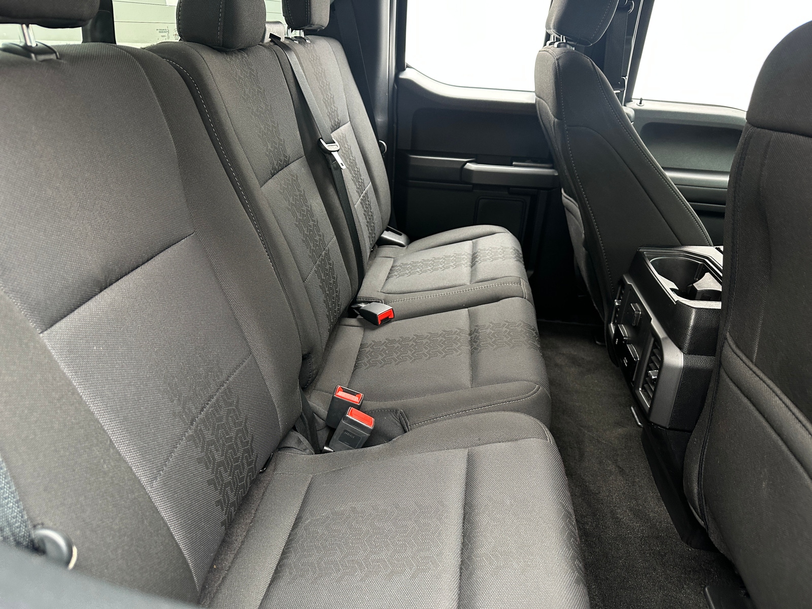 Thumbnail: 2018 Ford Econoline - 6