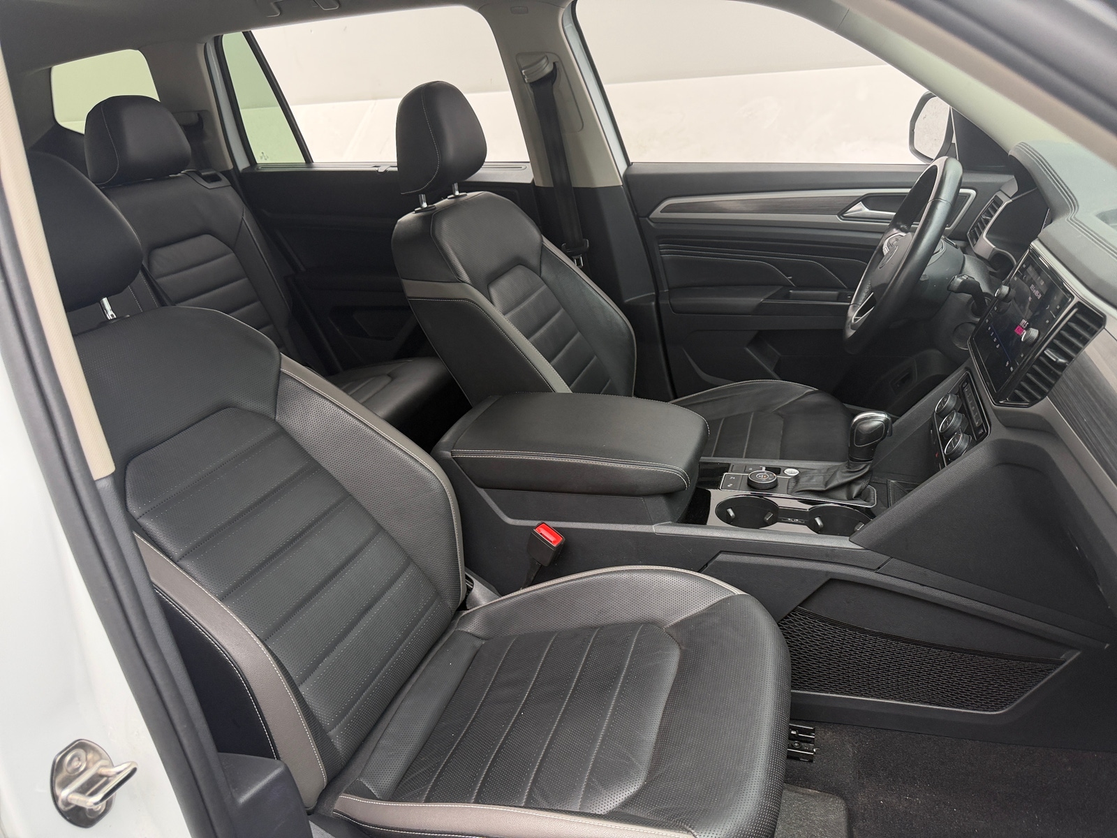 Thumbnail: 2021 Volkswagen Atlas - 2