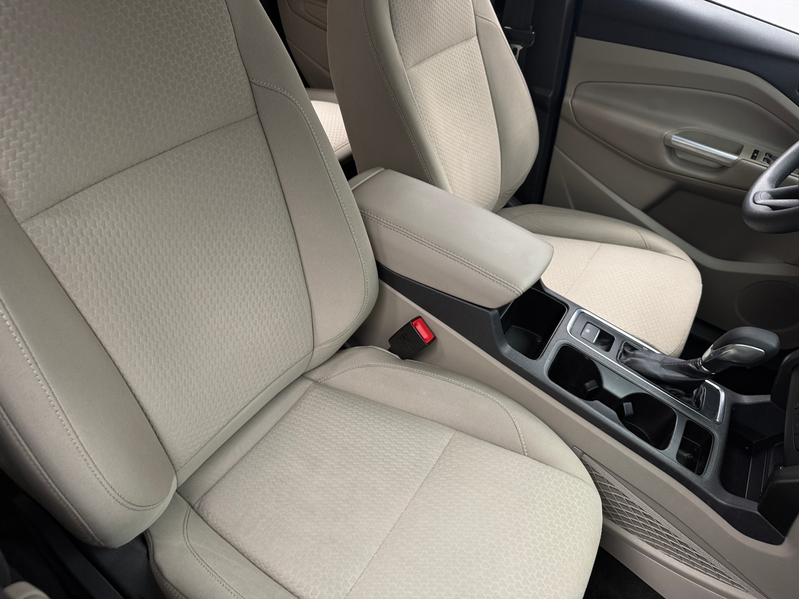 Thumbnail: 2019 Ford Escape - 2