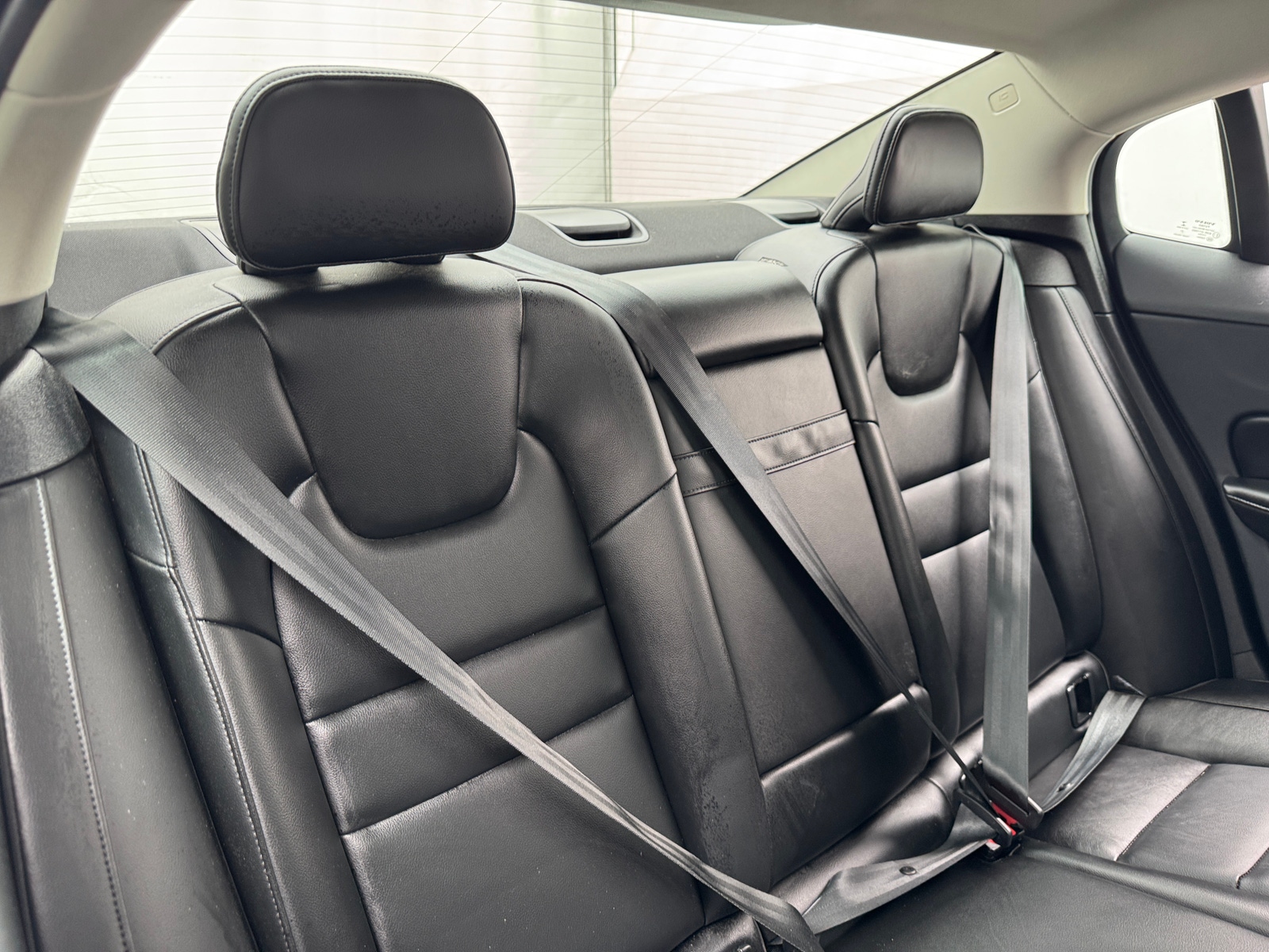 Thumbnail: 2022 Volvo S60 - 5