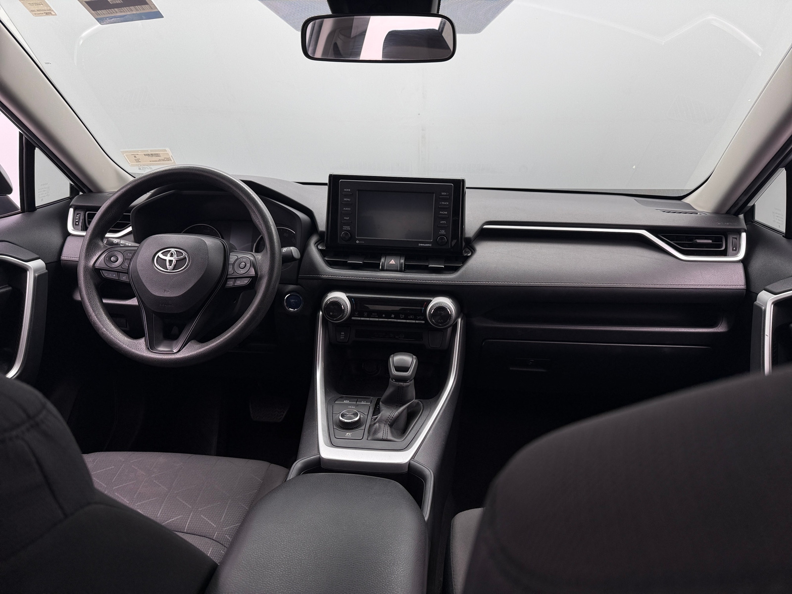 Thumbnail: 2022 Toyota RAV4 - 3