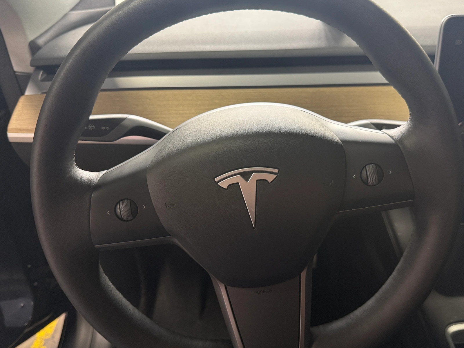 Thumbnail: 2022 Tesla Model Y - 4