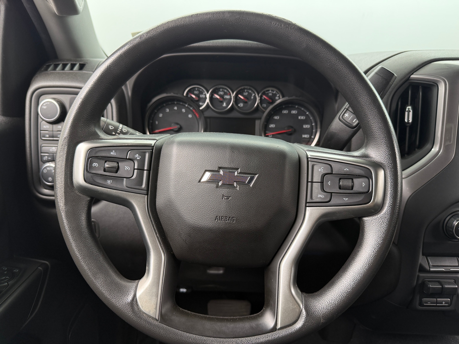 Thumbnail: 2021 Chevrolet Silverado 1500 - 5