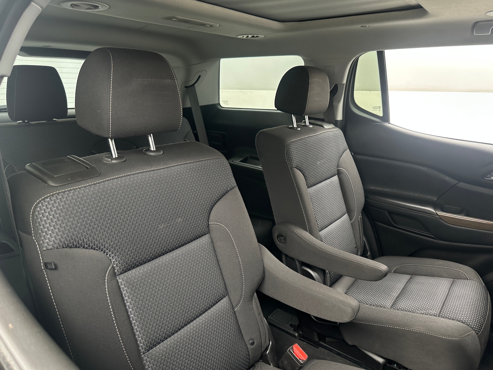 Thumbnail: 2021 GMC Acadia - 6