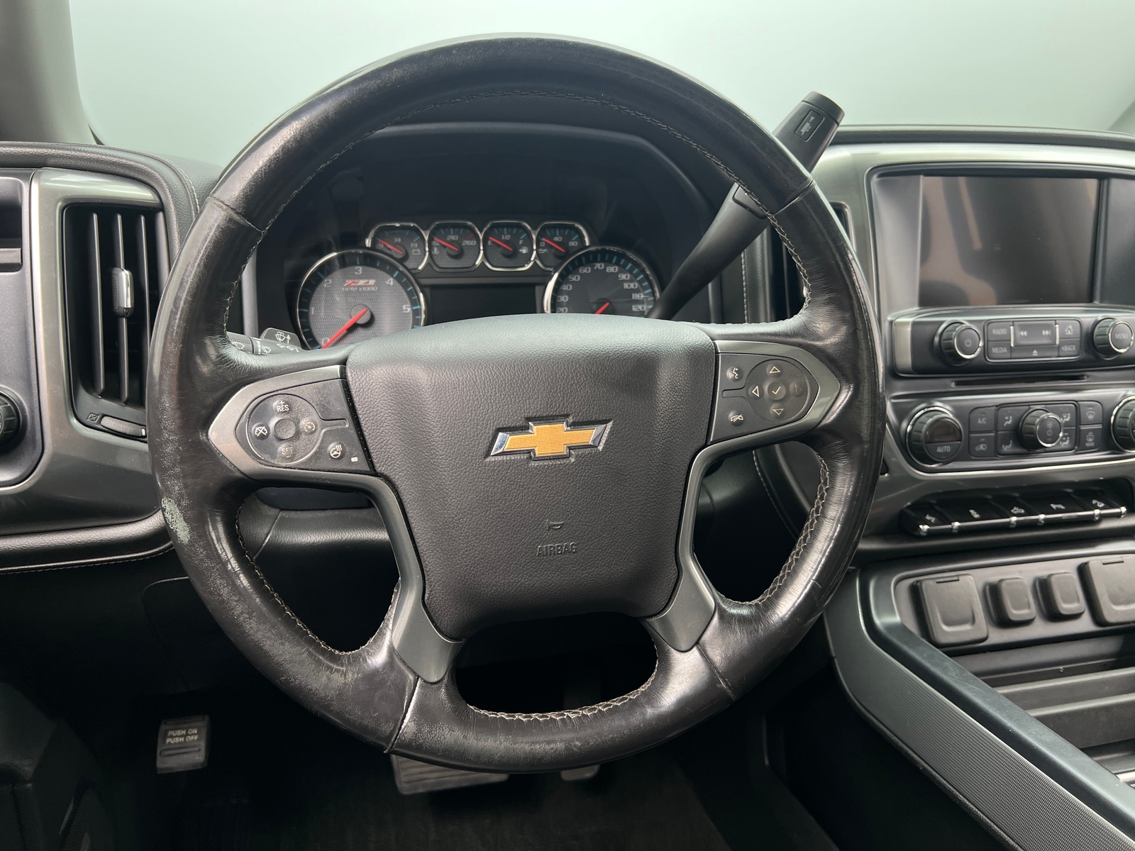 Thumbnail: 2018 Chevrolet Silverado 1500 - 4