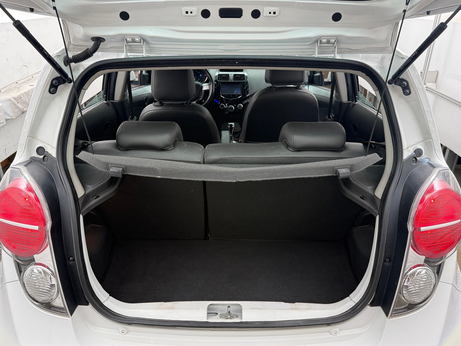 Thumbnail: 2015 Chevrolet Spark - 6