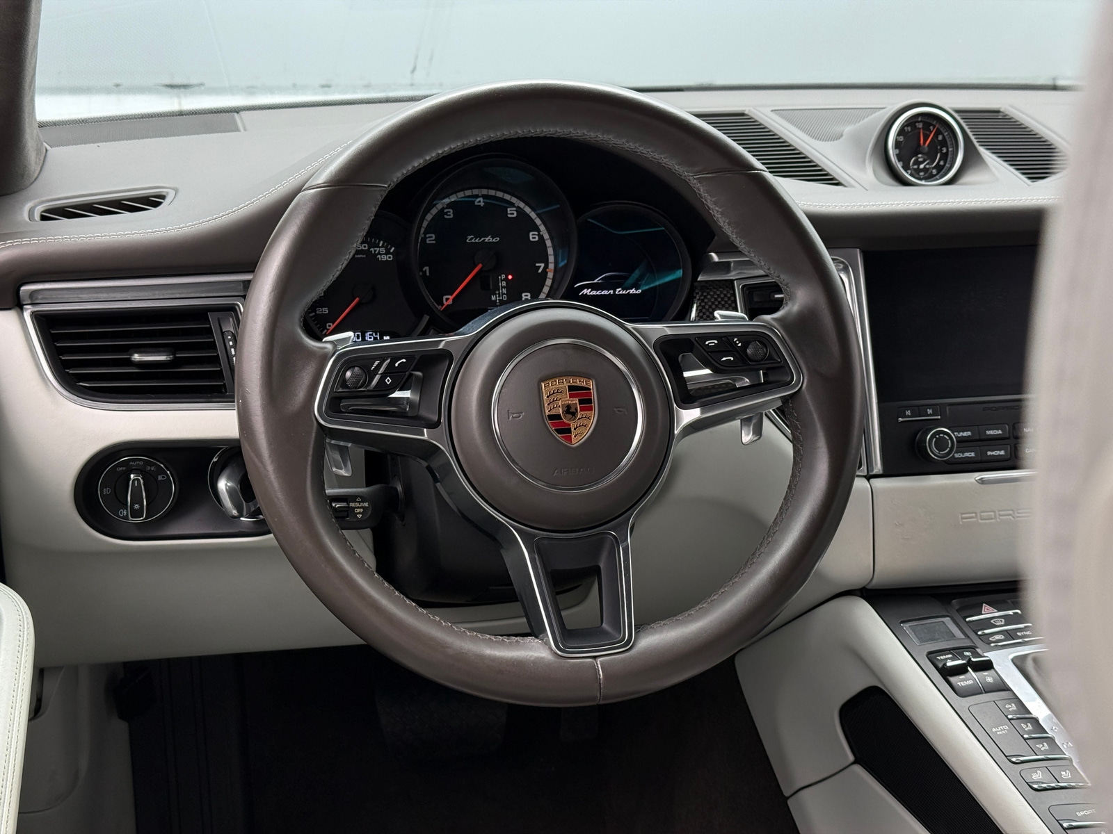 Thumbnail: 2018 Porsche Macan - 5