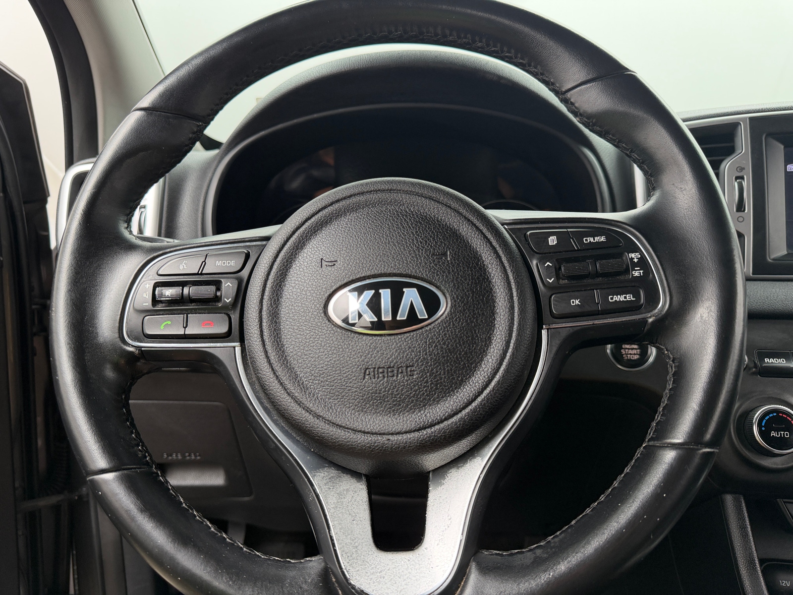 Thumbnail: 2017 Kia Sportage - 4