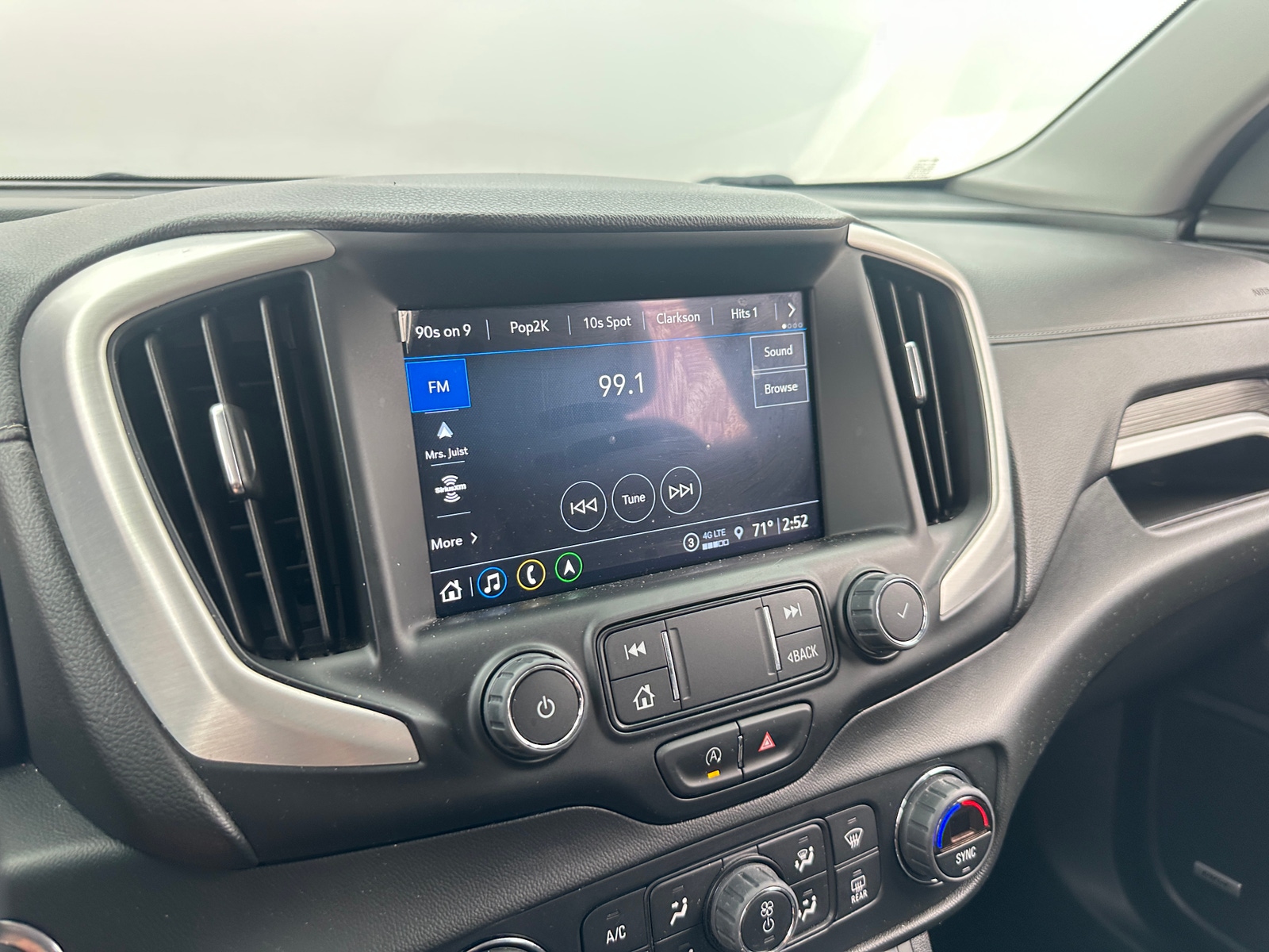 Thumbnail: 2022 GMC Terrain - 3