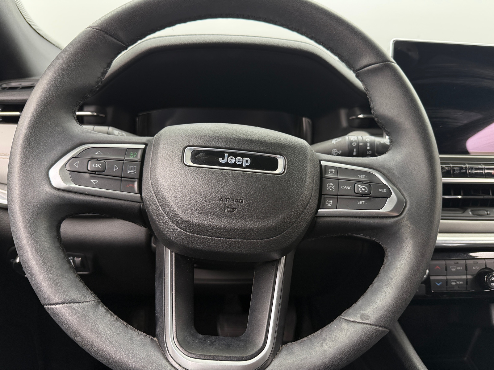 Thumbnail: 2023 Jeep Compass - 4