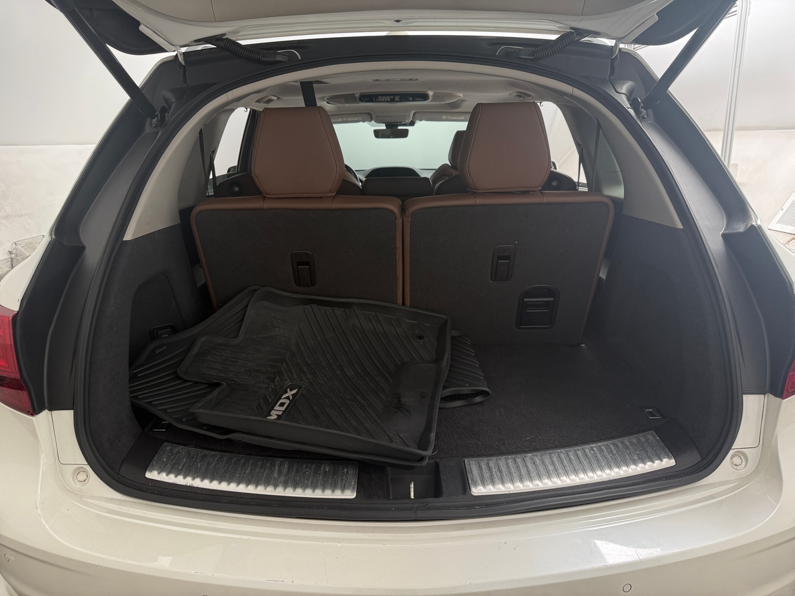 Thumbnail: 2019 Acura MDX - 6