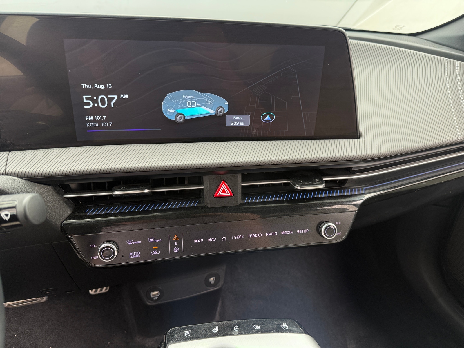 Thumbnail: 2024 Kia EV6 - 3