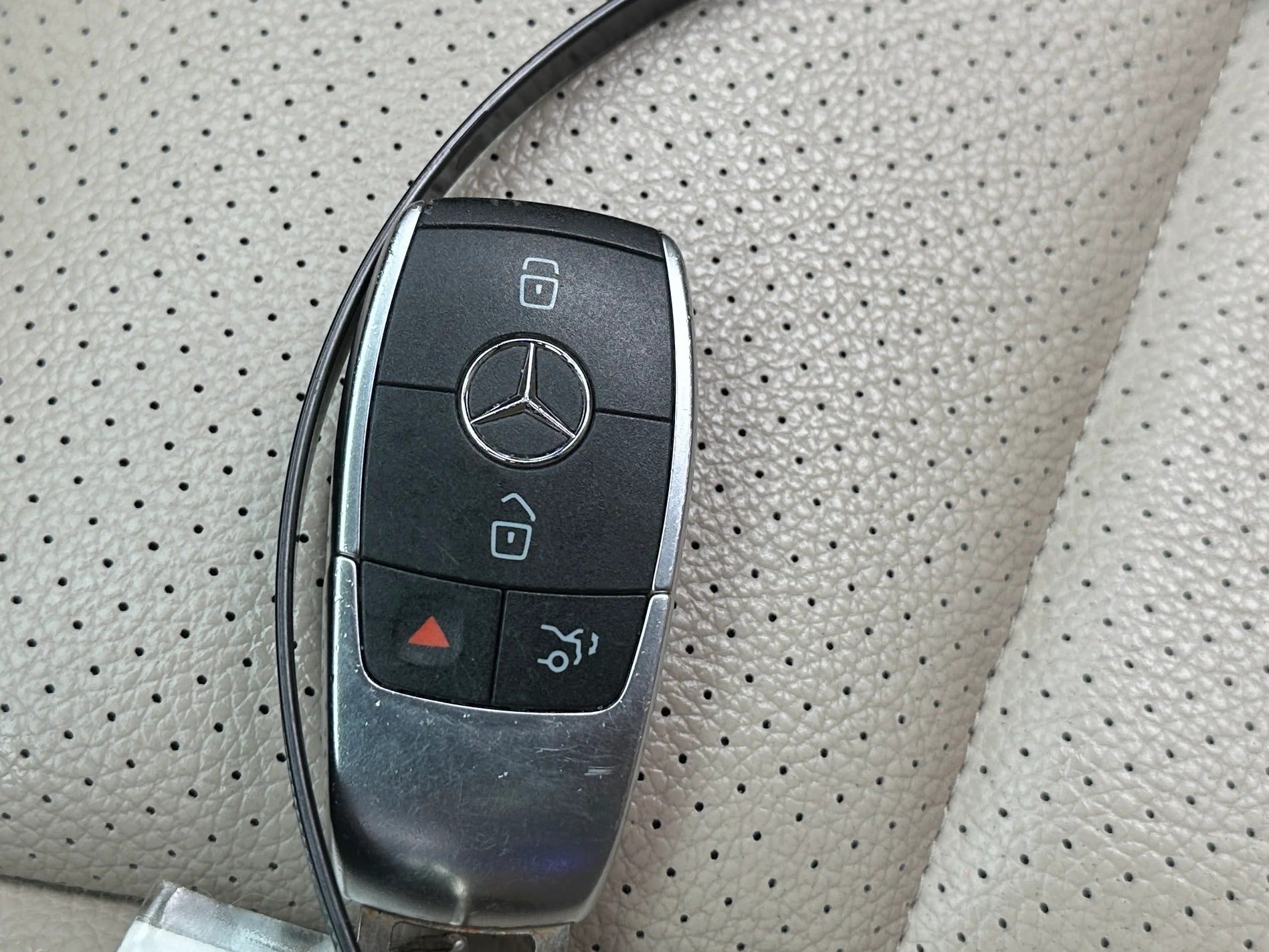 2020 Mercedes-Benz C-Class Sedan C300 - Photo 17