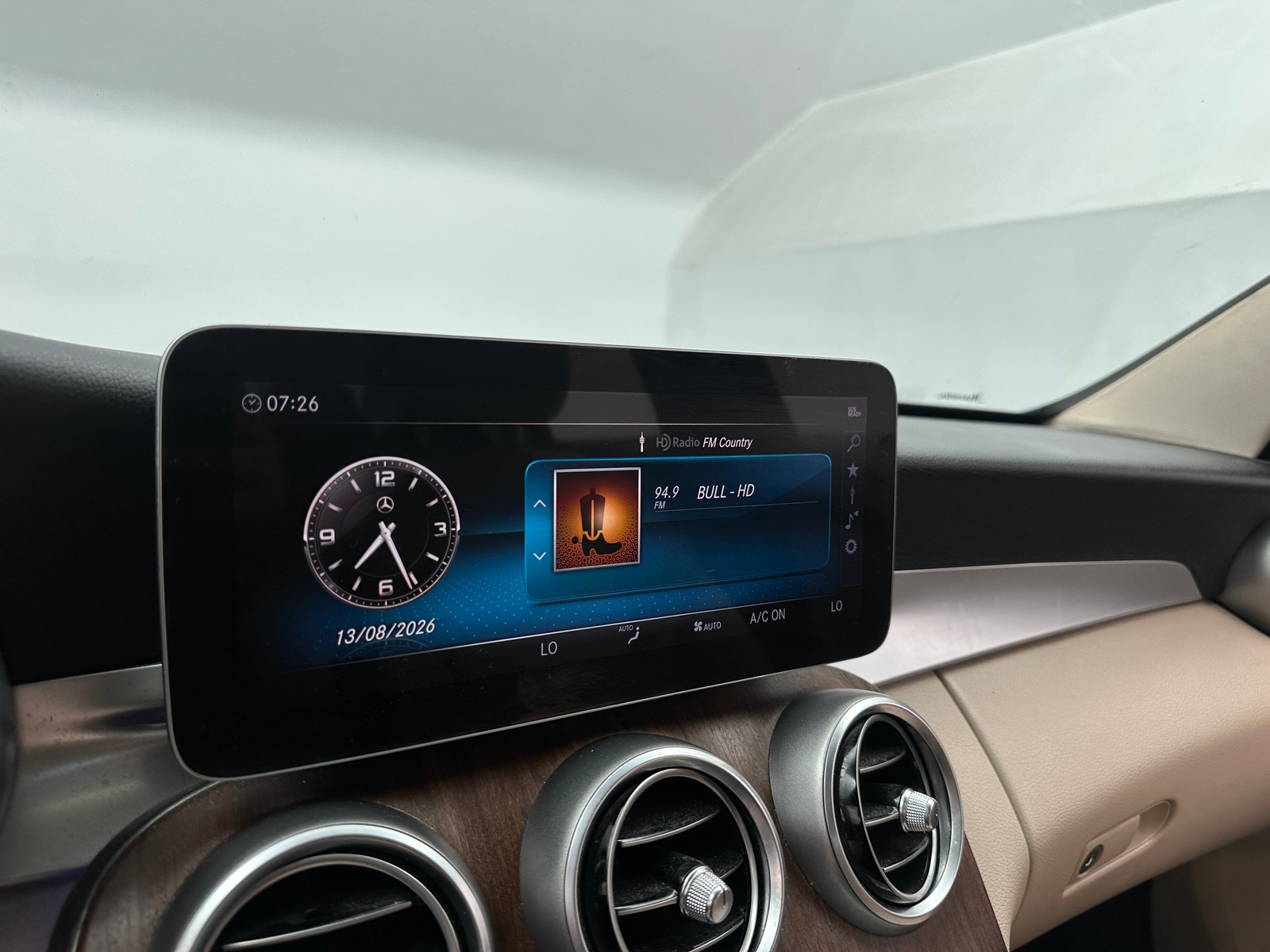 Thumbnail: 2020 Mercedes-Benz C-Class - 3