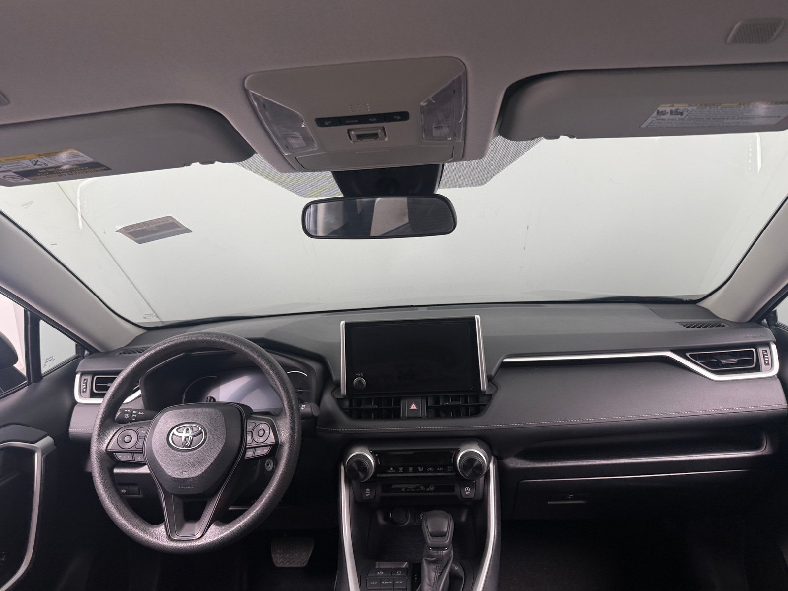 Thumbnail: 2025 Toyota RAV4 - 3