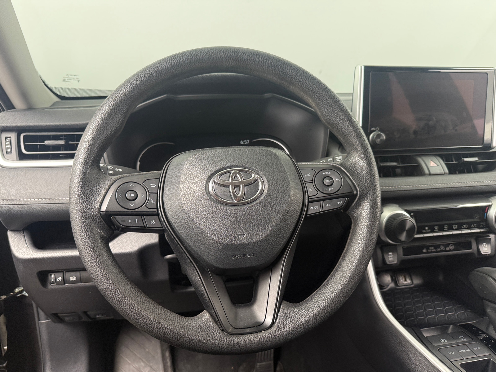 Thumbnail: 2025 Toyota RAV4 - 5