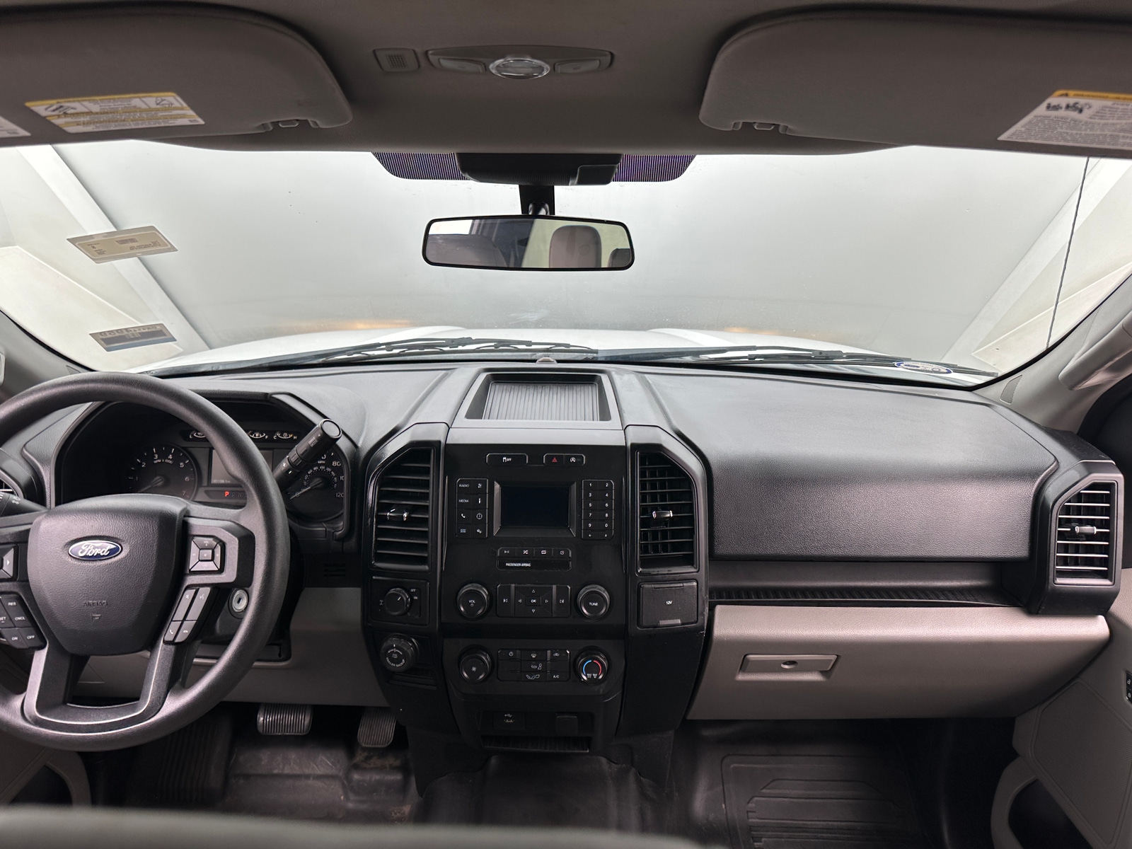 Thumbnail: 2020 Ford Econoline - 3