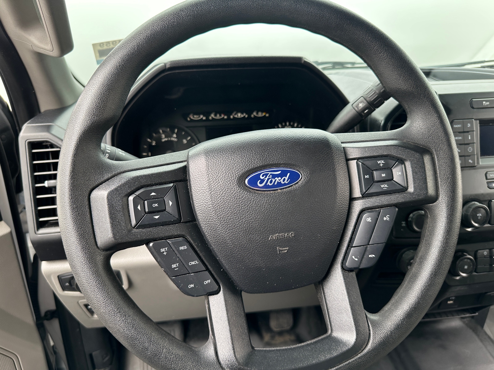 Thumbnail: 2020 Ford Econoline - 5