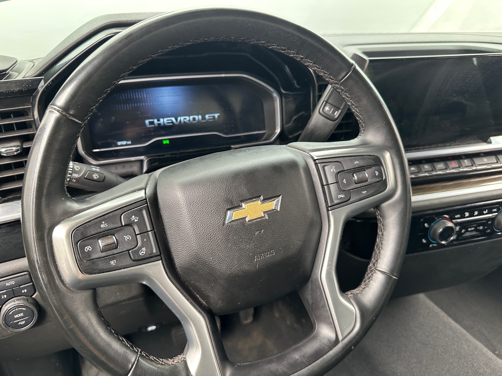 Thumbnail: 2023 Chevrolet Silverado 1500 - 5