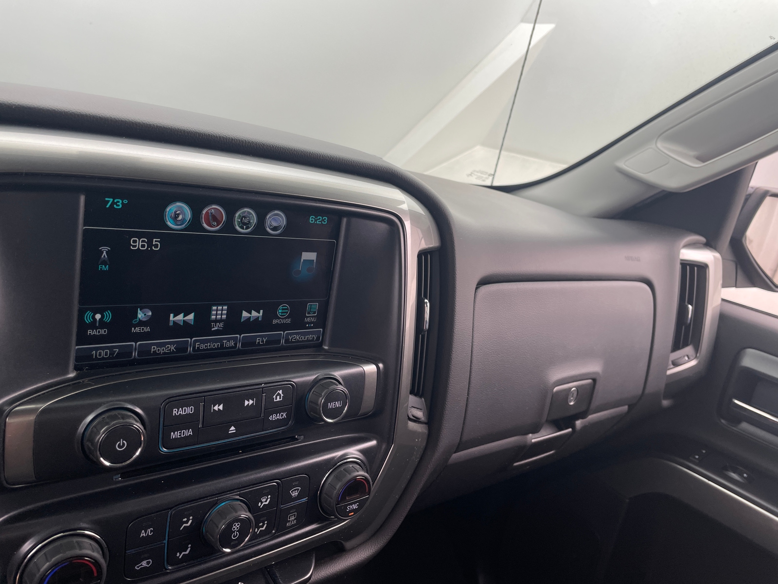 Thumbnail: 2019 Chevrolet Silverado 1500 - 4
