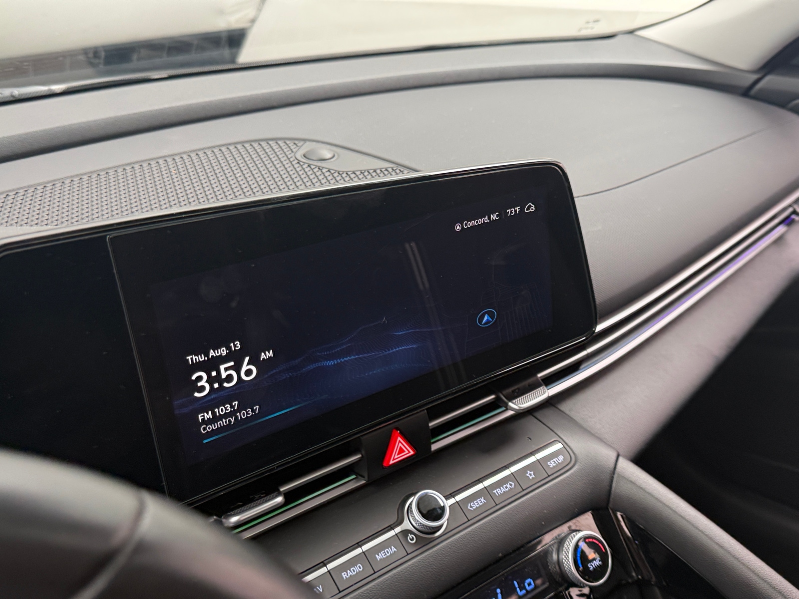 Thumbnail: 2024 Hyundai Elantra - 4