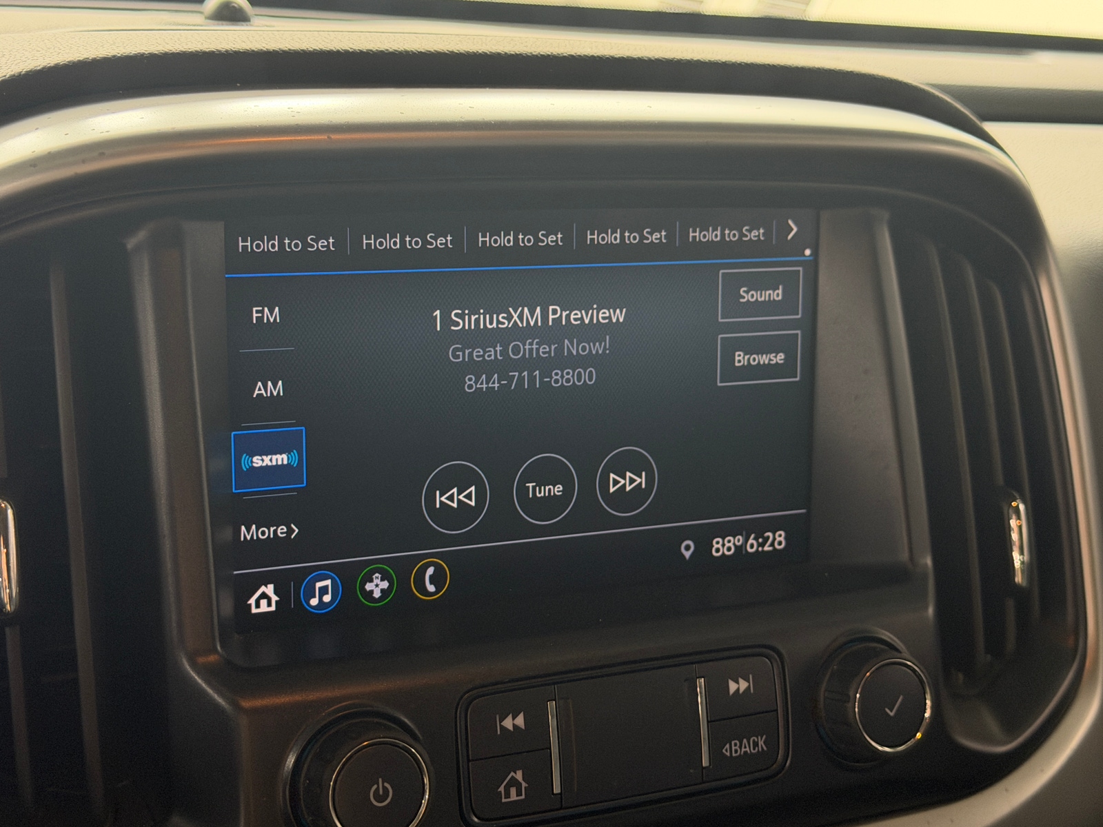 Thumbnail: 2022 Chevrolet Colorado - 4