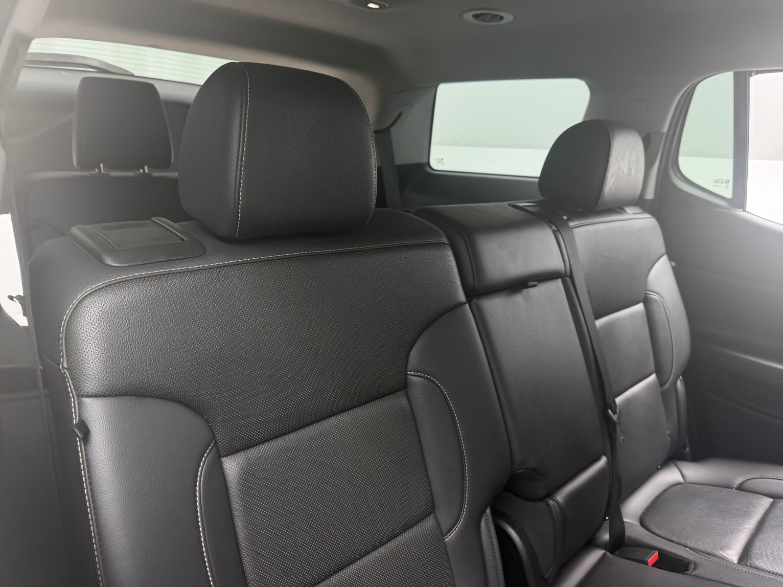 Thumbnail: 2023 GMC Acadia - 5