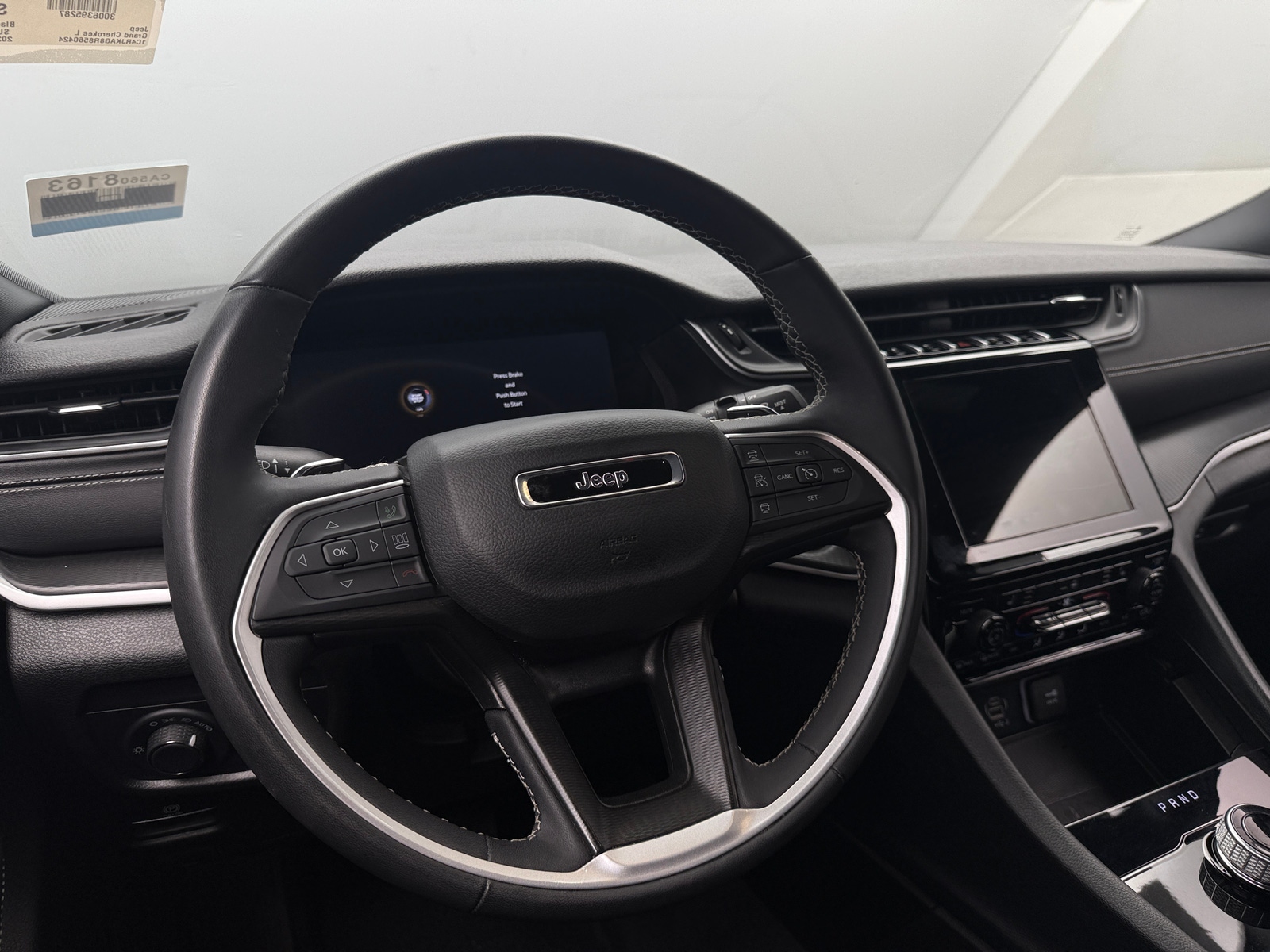 Thumbnail: 2024 Jeep Grand Cherokee L - 4
