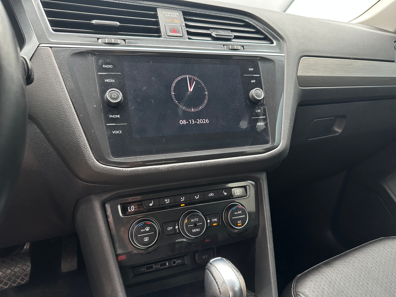 Thumbnail: 2018 Volkswagen Tiguan - 3