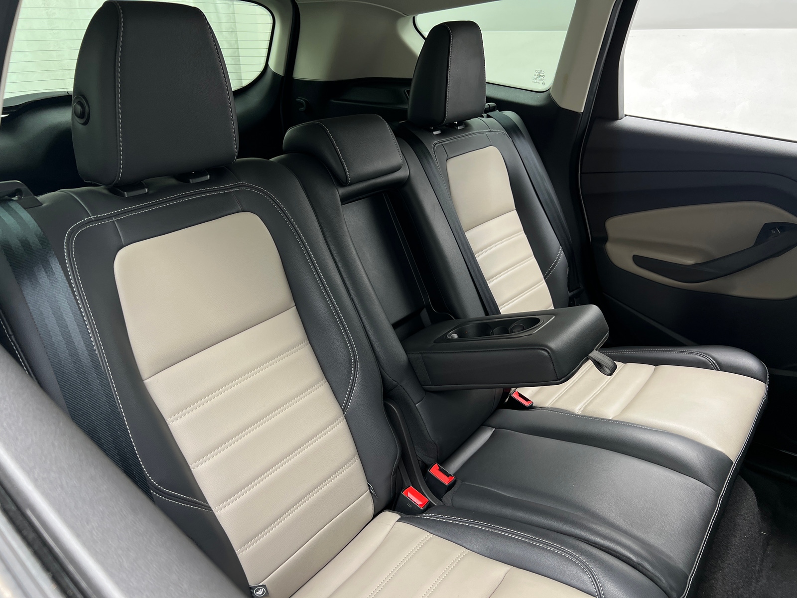 Thumbnail: 2019 Ford Escape - 5