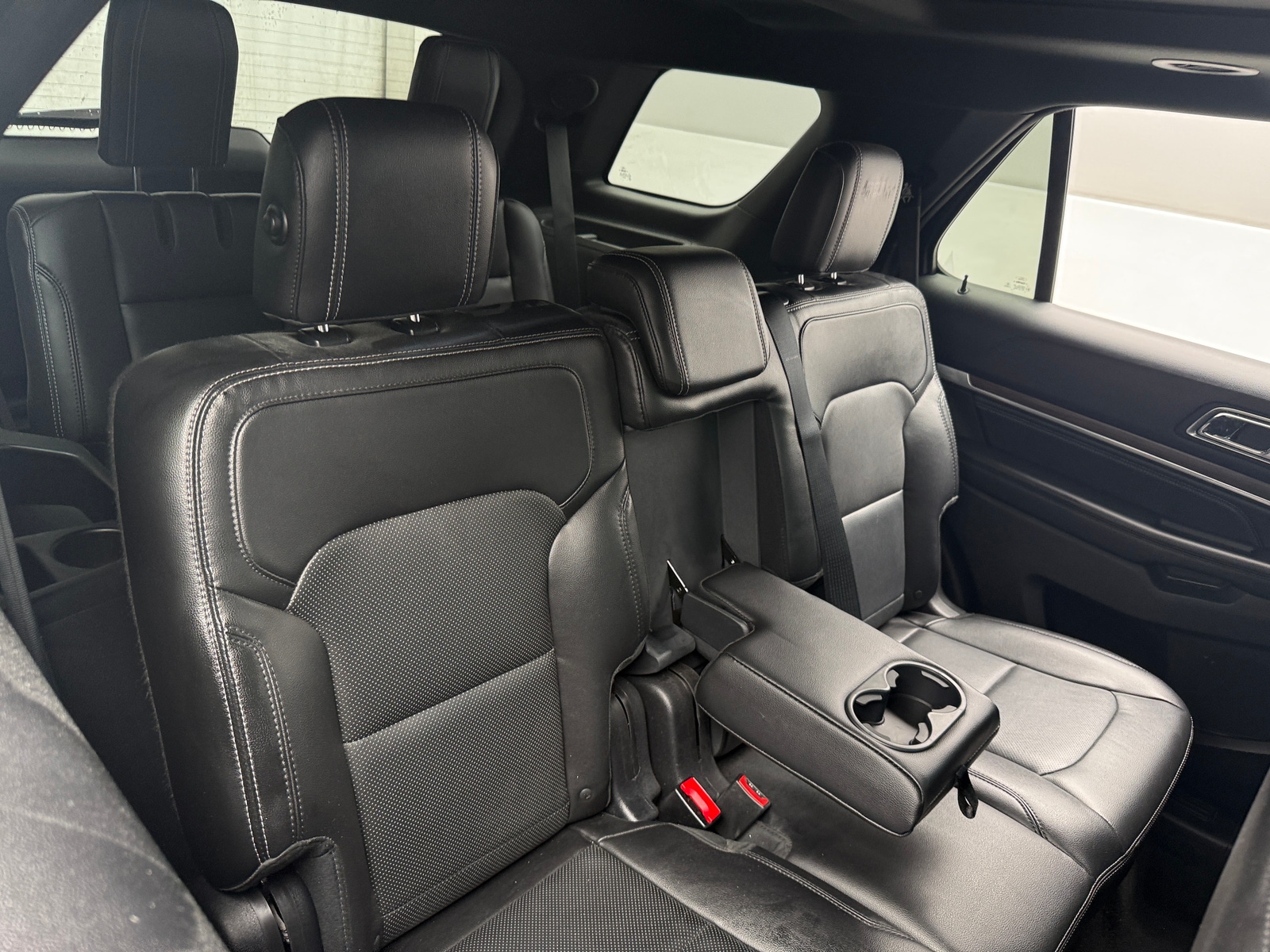 Thumbnail: 2017 Ford Explorer - 5