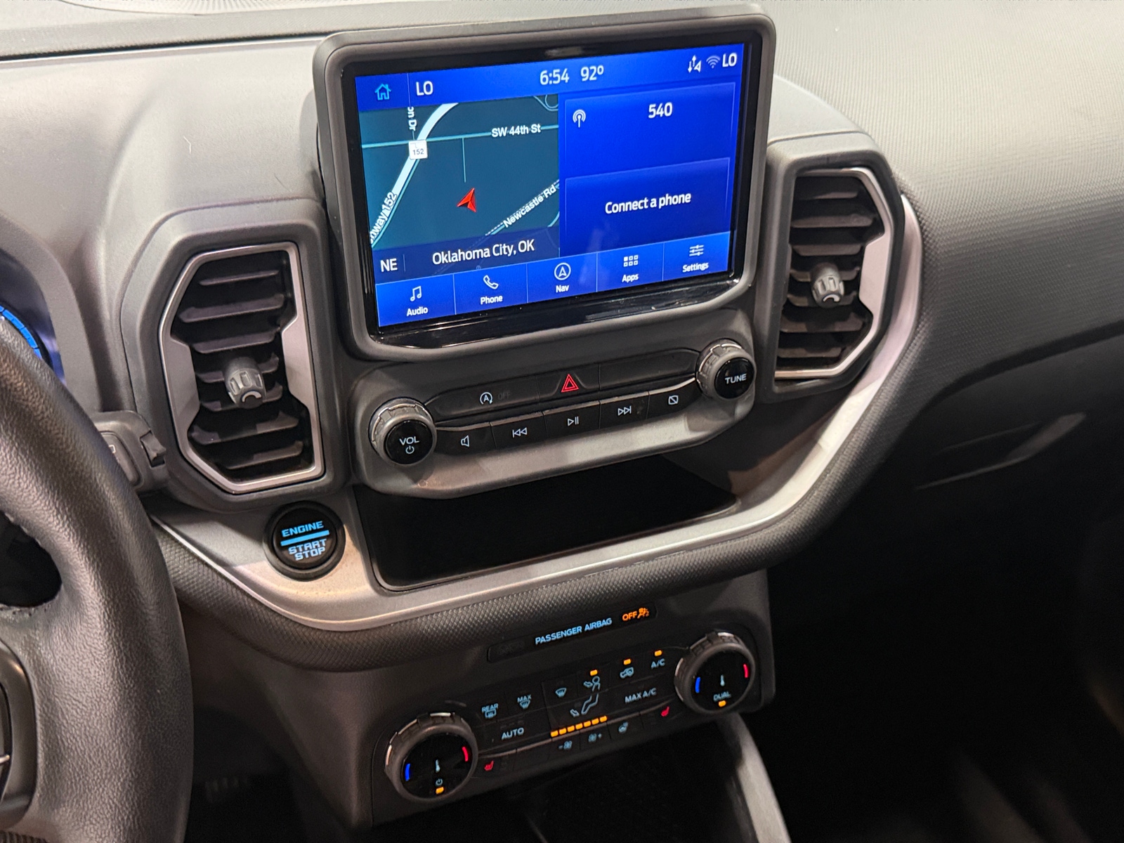 Thumbnail: 2022 Ford Bronco Sport - 4