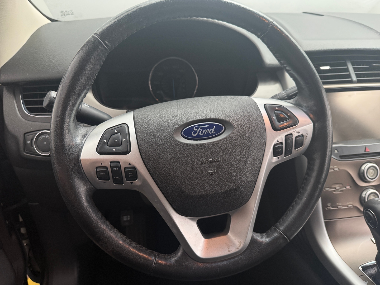 Thumbnail: 2014 Ford Edge - 4