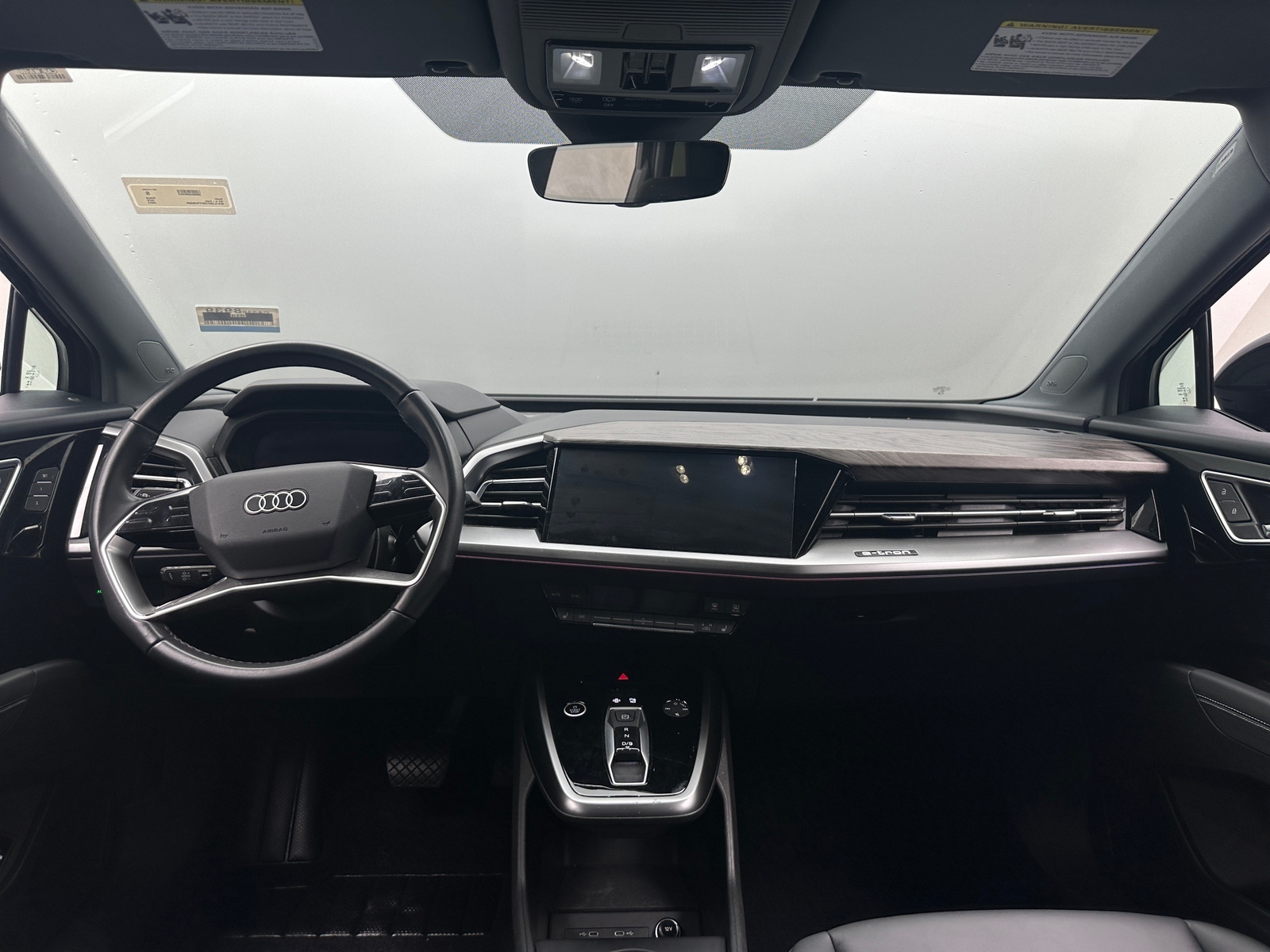 Thumbnail: 2023 Audi Q4 e-tron - 2