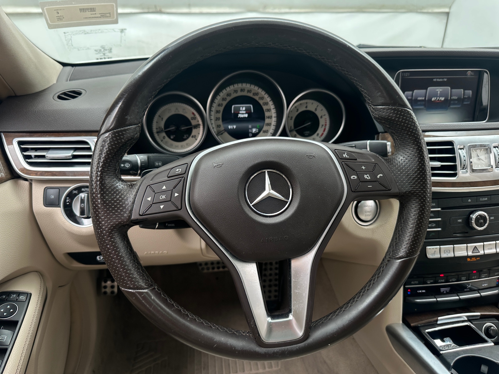 Thumbnail: 2016 Mercedes-Benz E-Class - 4