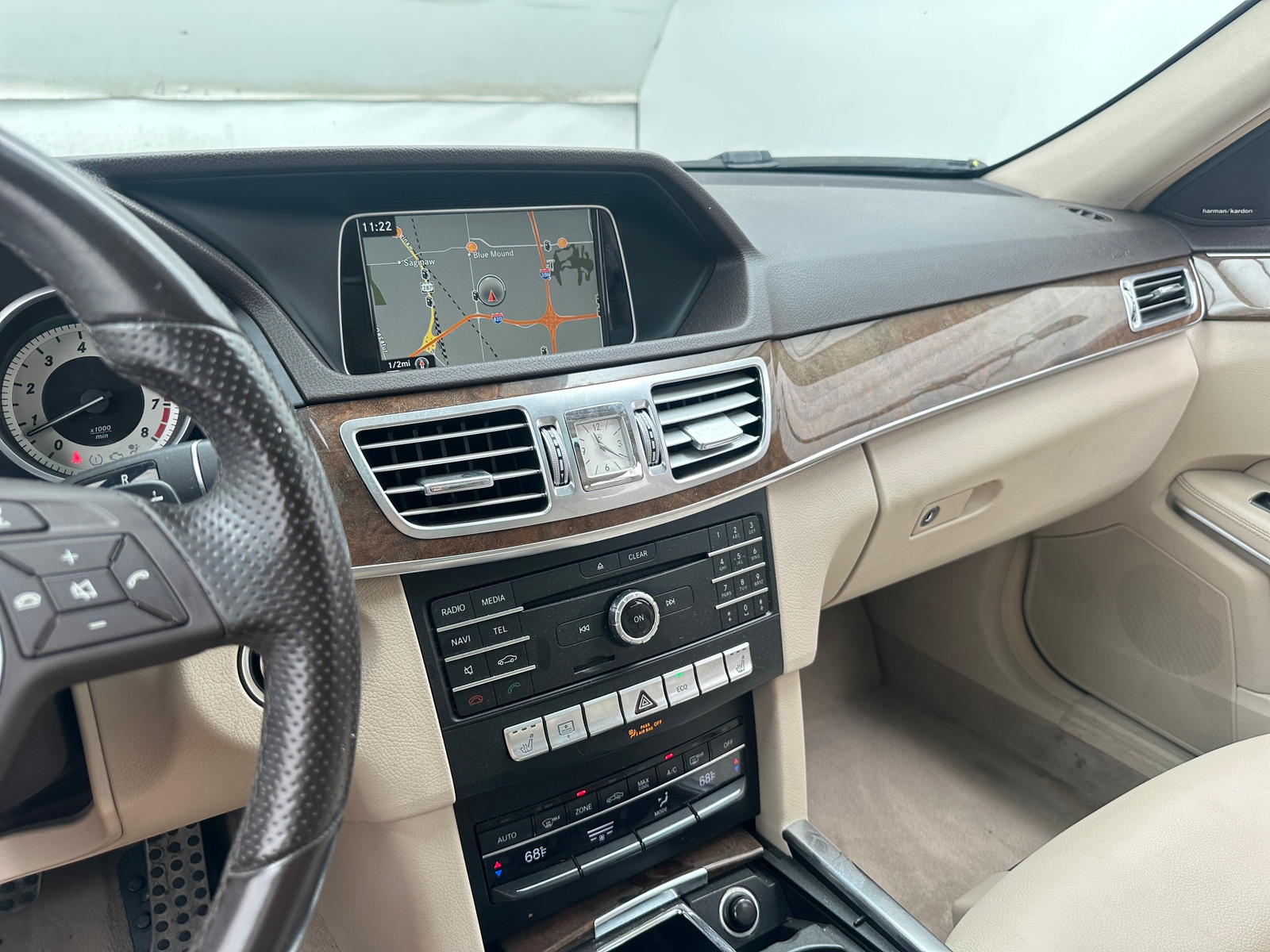 Thumbnail: 2016 Mercedes-Benz E-Class - 3