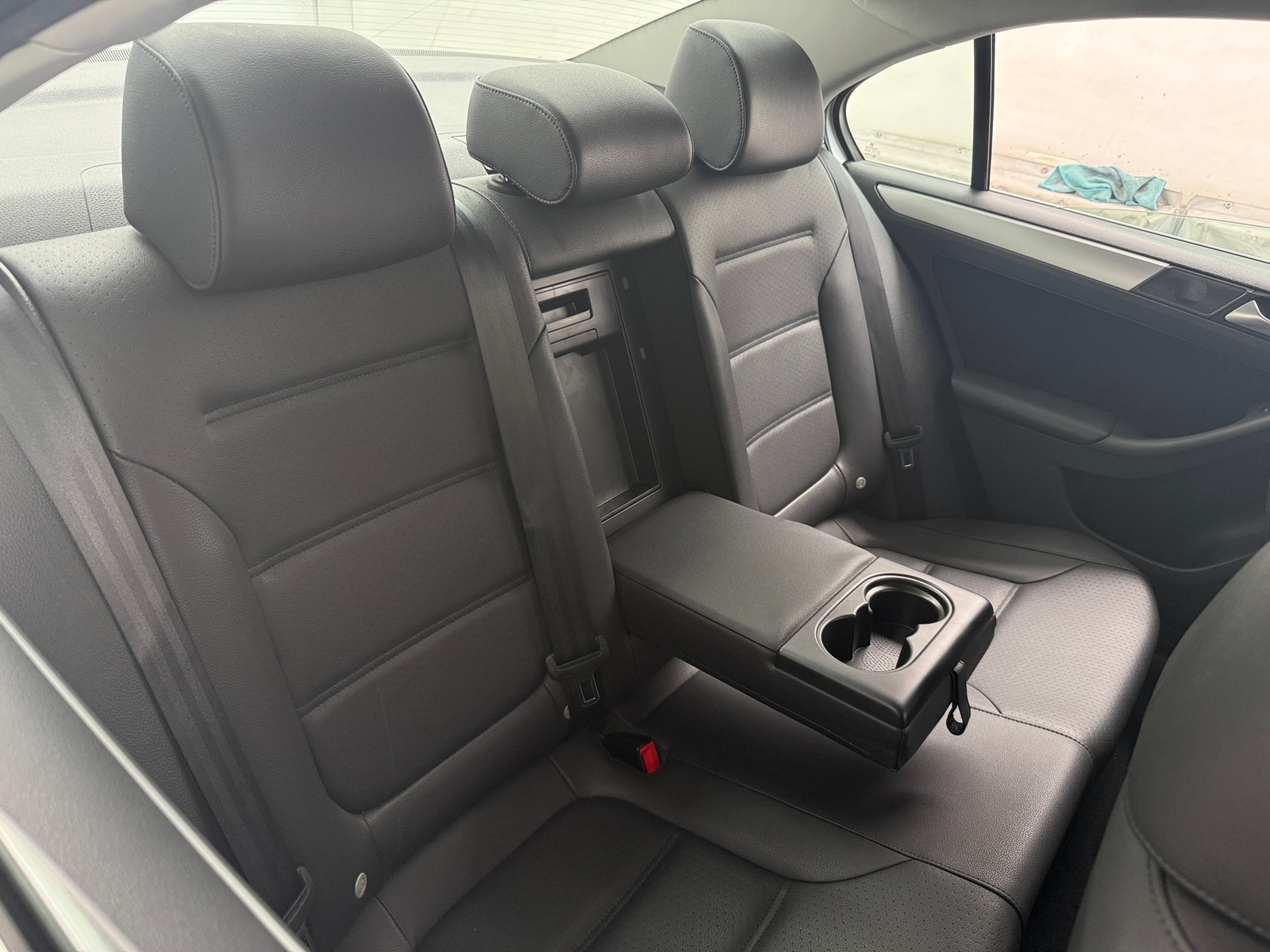 Thumbnail: 2014 Volkswagen Jetta - 6