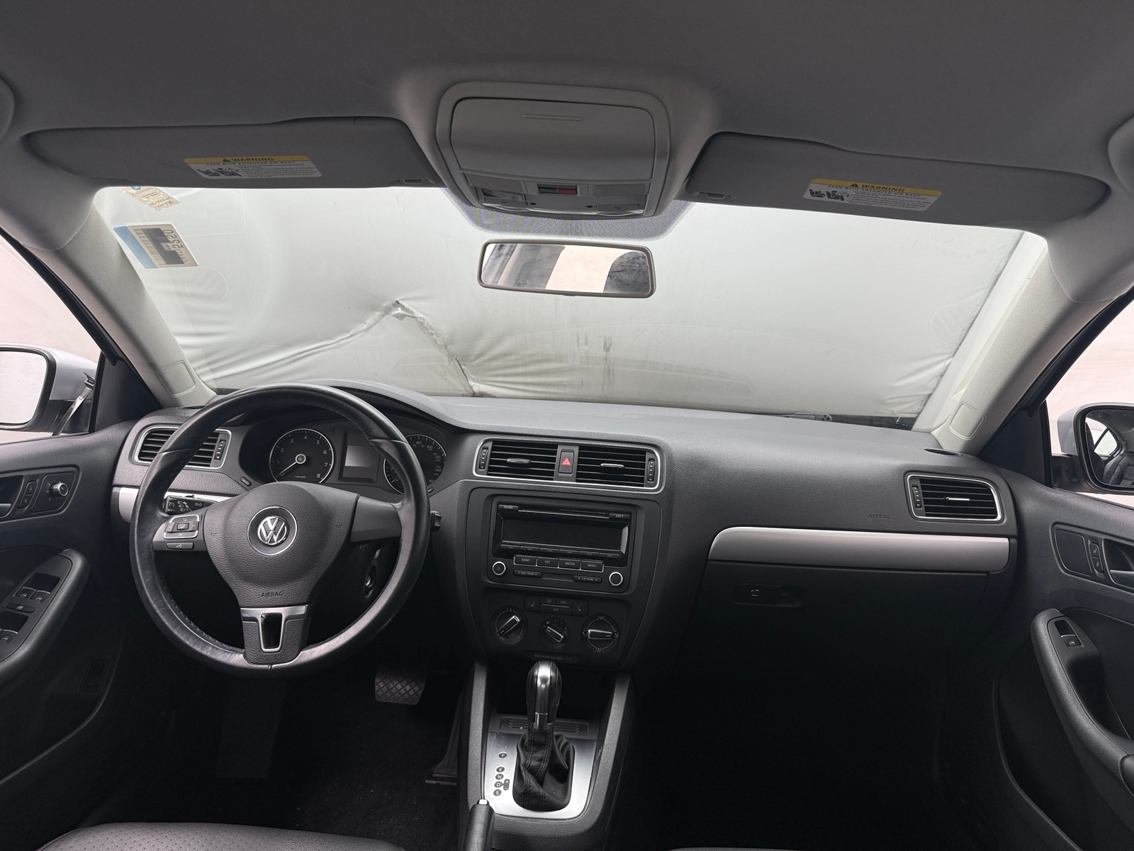 Thumbnail: 2014 Volkswagen Jetta - 3