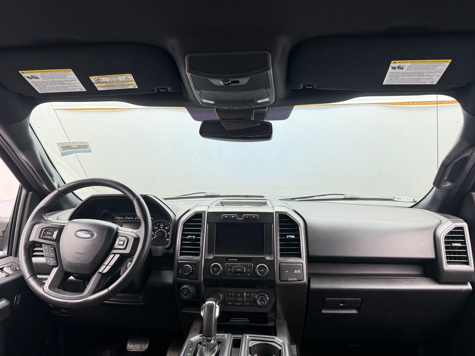 Thumbnail: 2019 Ford Econoline - 3