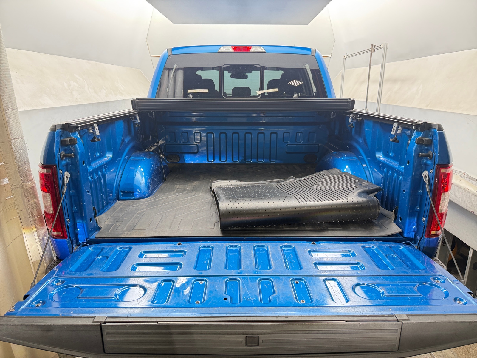 Thumbnail: 2019 Ford Econoline - 7