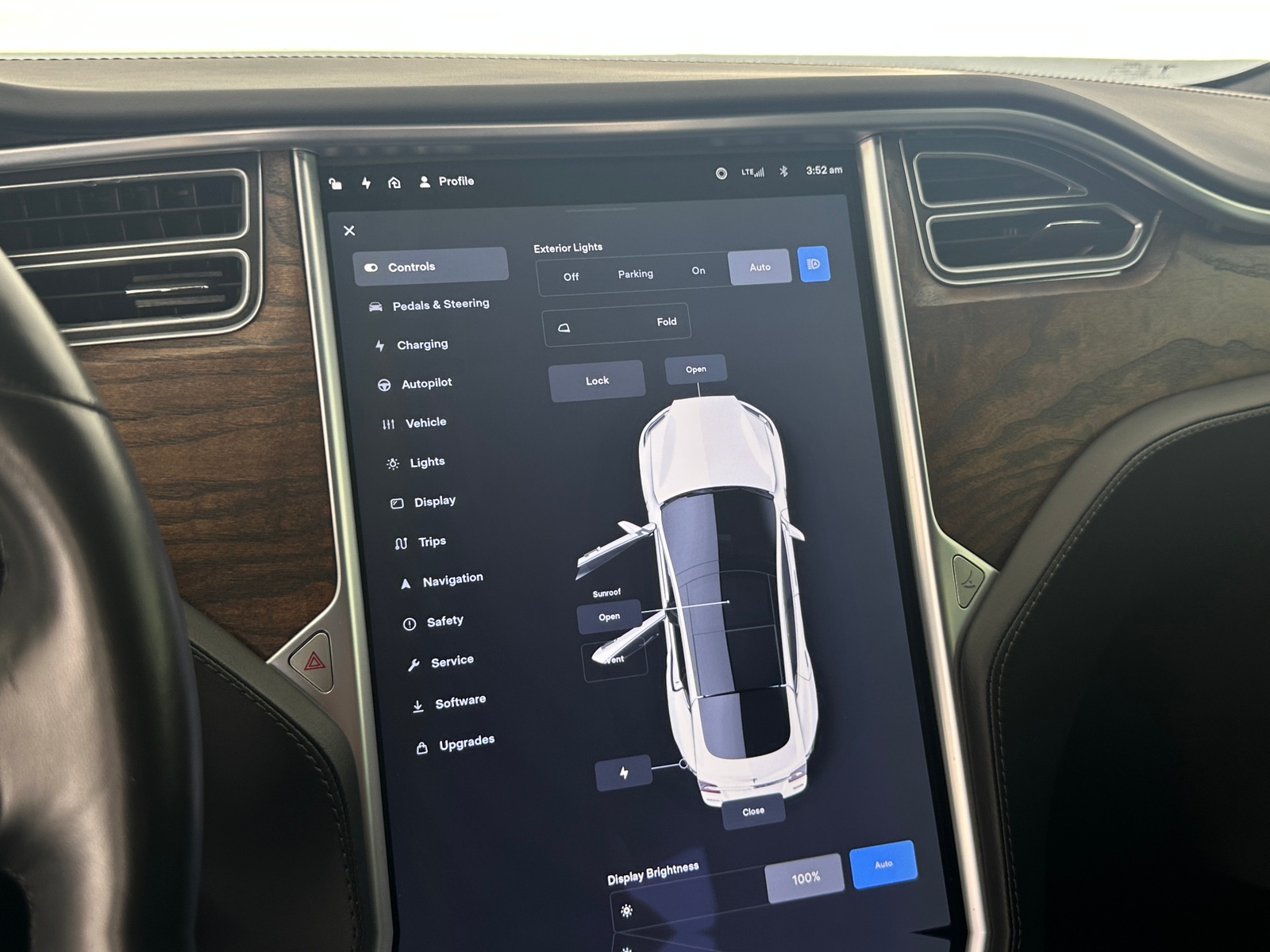 Thumbnail: 2017 Tesla Model S - 3